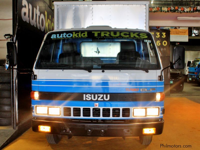 Isuzu 4BD1 Warranty 127 Japan Truck Aluminum van in Philippines