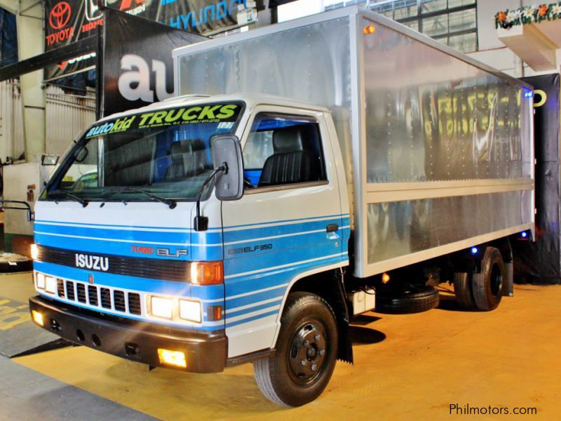 Isuzu 4BD1 Warranty 127 Japan Truck Aluminum van in Philippines