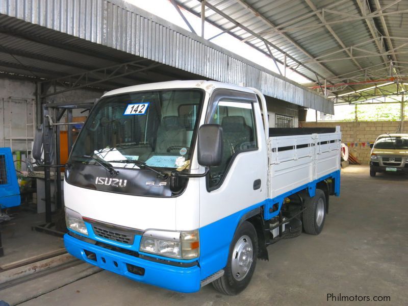 Isuzu Elf Cargo in Philippines