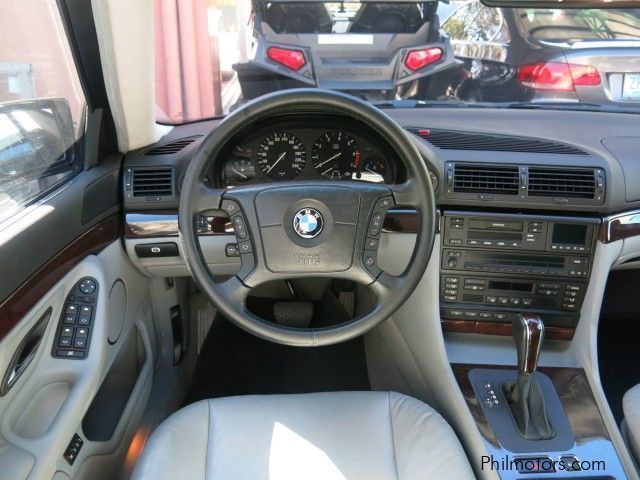 BMW 735i in Philippines