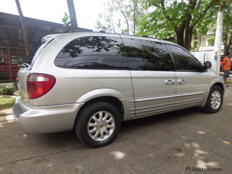 Chrysler Town and Country LXI in Philippines