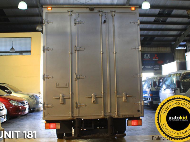 Isuzu Isuzu 4HL1 Alum van-Freezer box 181 Truck in Philippines