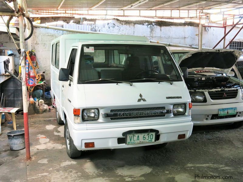 Mitsubishi L300 FB in Philippines