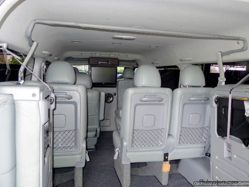 2009 toyota hiace super grandia #3 2009 toyota hiace super grandia #3