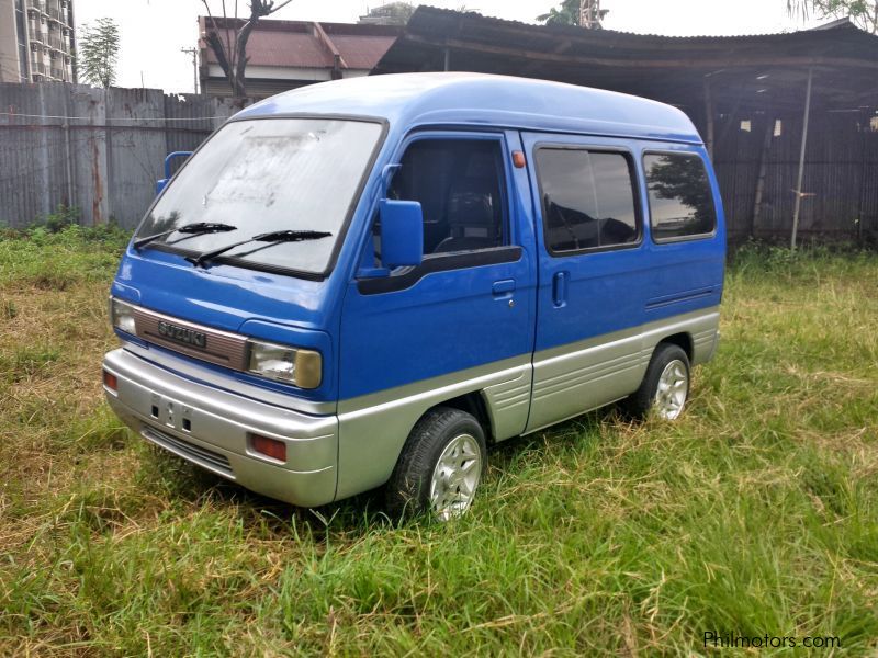 Suzuki Multicab van in Philippines