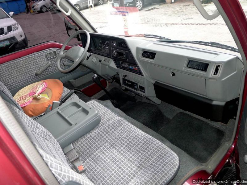 Nissan urvan escapade specs #7
