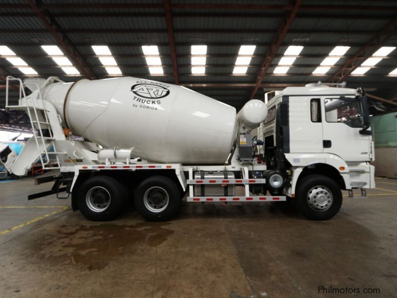 Shacman 3000 6x4 10-wheel transit cement mixer truck new for sale sinotruk howo dongfeng faw in Philippines