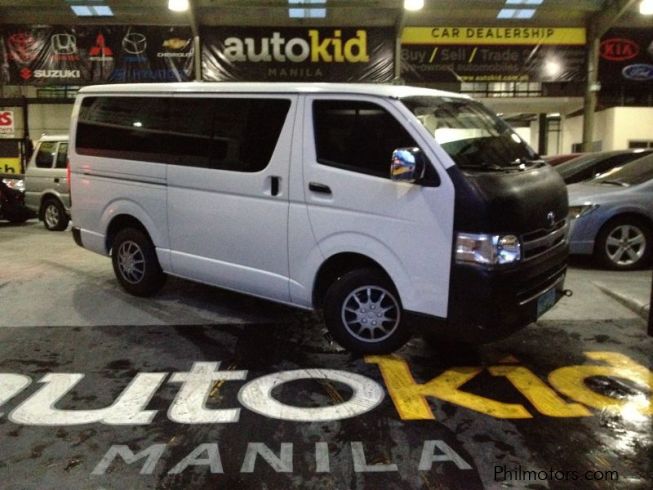 Toyota Hi-ace Commuter in Philippines