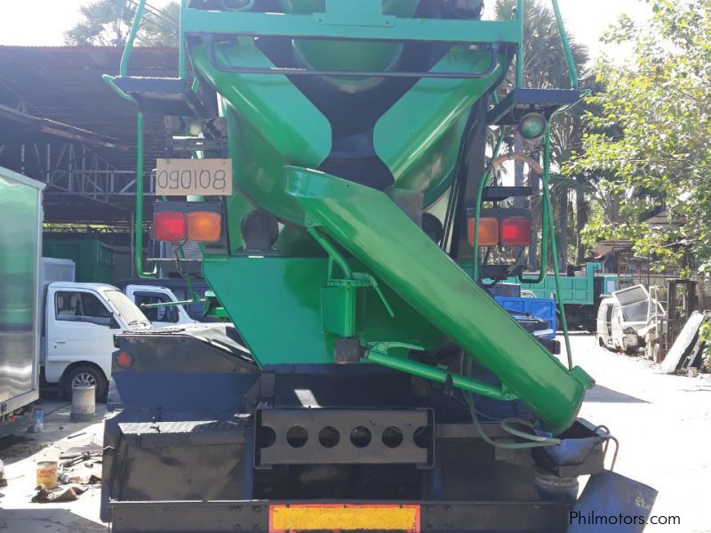 Used Isuzu Giga CXZ71J Transit Cement Mixer 10PD1 1997 Giga CXZ71J