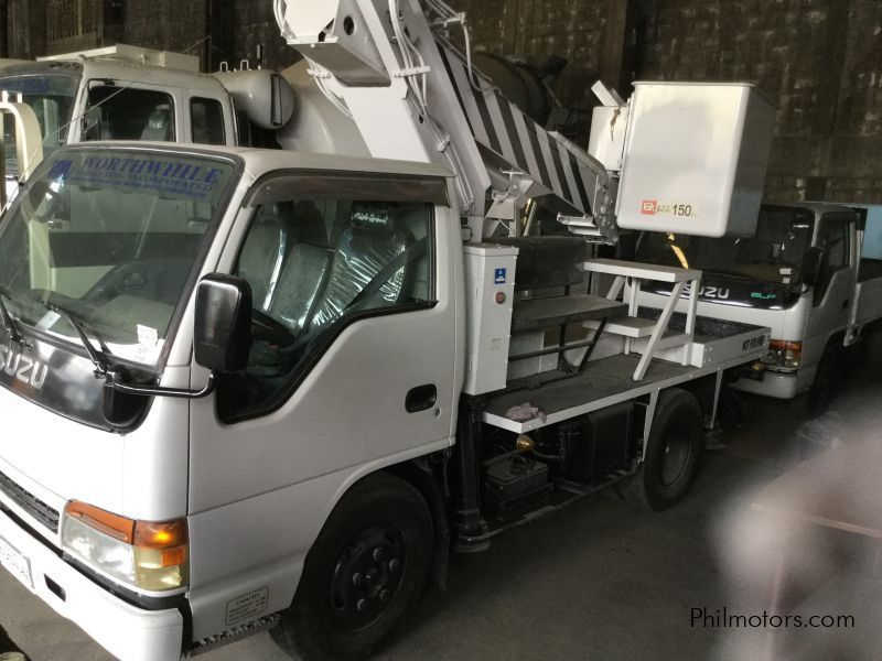Used Isuzu ISUZU ManLift Truck 2000 ISUZU ManLift Truck for sale