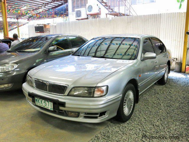 Nissan cefiro 2000