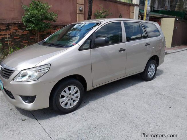 Used Toyota Innova E | 2012 Innova E for sale | Quezon City Toyota ...