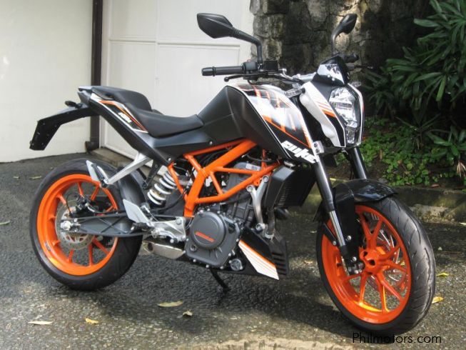 duke bike 400cc price