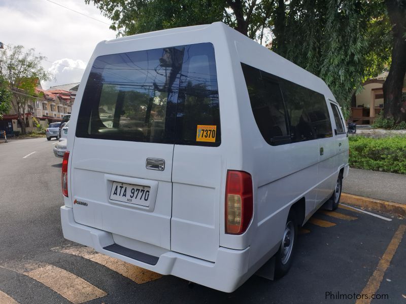 Used Mitsubishi L300 Exceed Versa Van | 2015 L300 Exceed Versa Van for