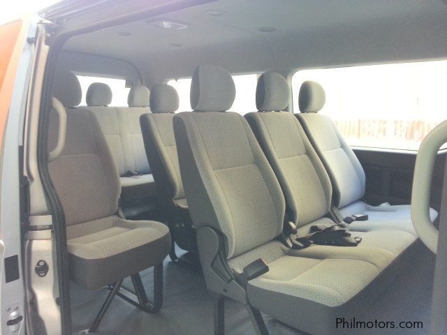 Used Toyota Hiace GL Grandia | 2016 Hiace GL Grandia for ...
