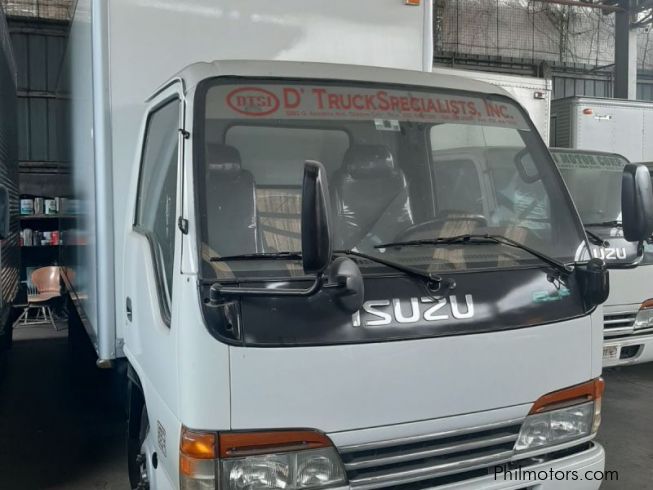 Isuzu ISUZU ELF 14FT INSULAED VAN TRUCK GIGA SERIES in Philippines