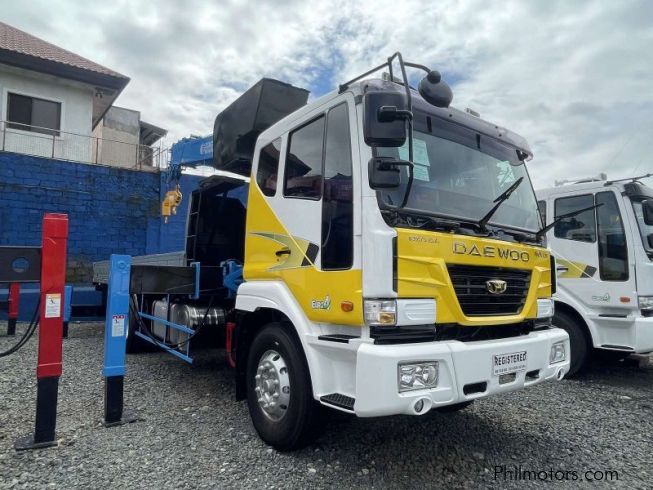 Daewoo 10 Tons Boom Truck/ Cargo Crane Truck in Philippines