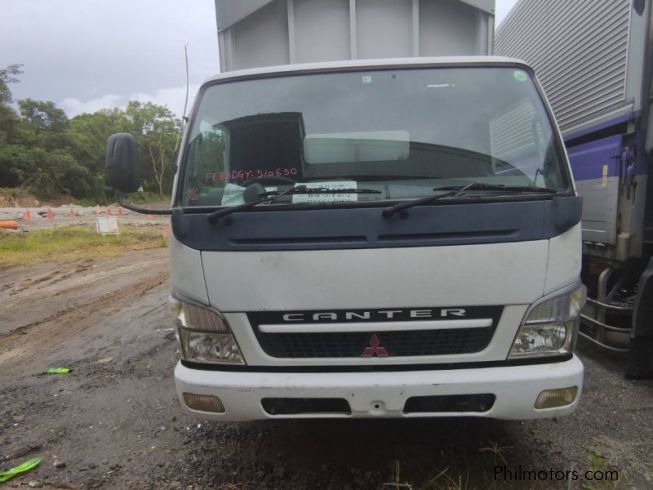 Mitsubishi CANTER WINGVAN 4M50 in Philippines