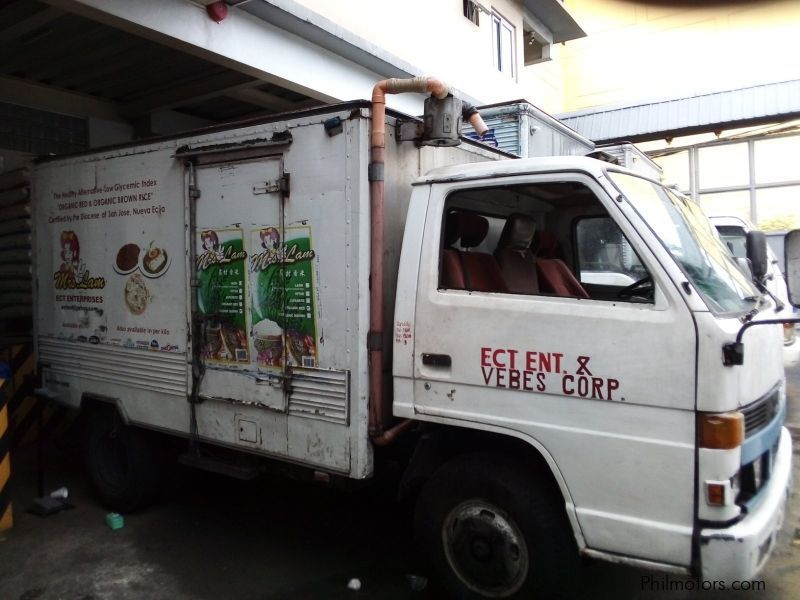 Isuzu Elf in Philippines