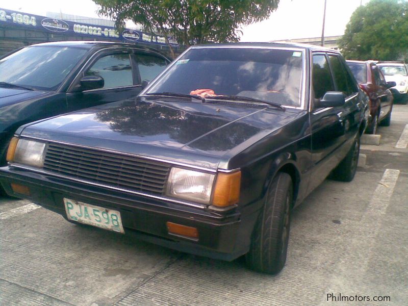 Mitsubishi LANCER SL BOXTYPE in Philippines