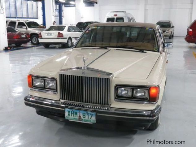 Rolls-Royce silver spur in Philippines