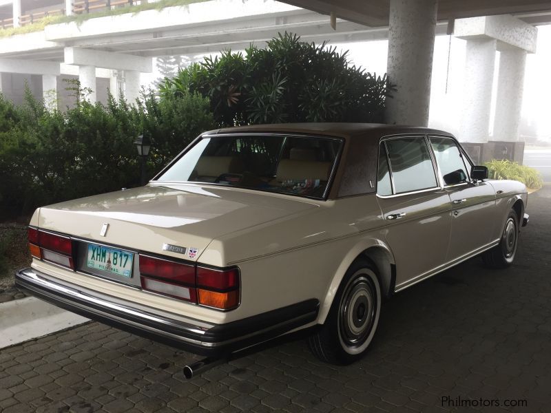 Rolls-Royce silver spur in Philippines