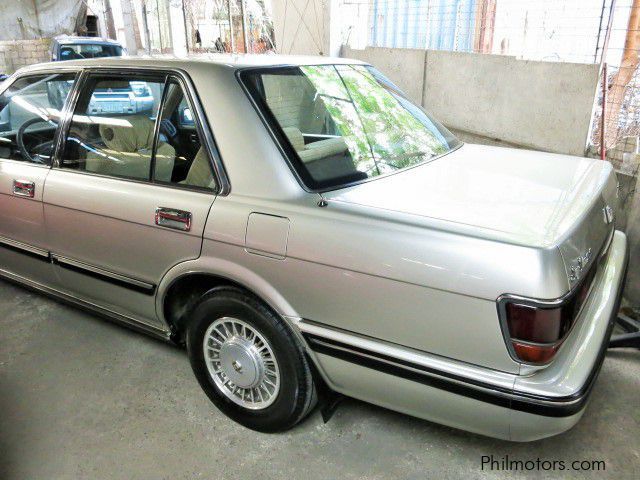 Toyota Crown in Philippines