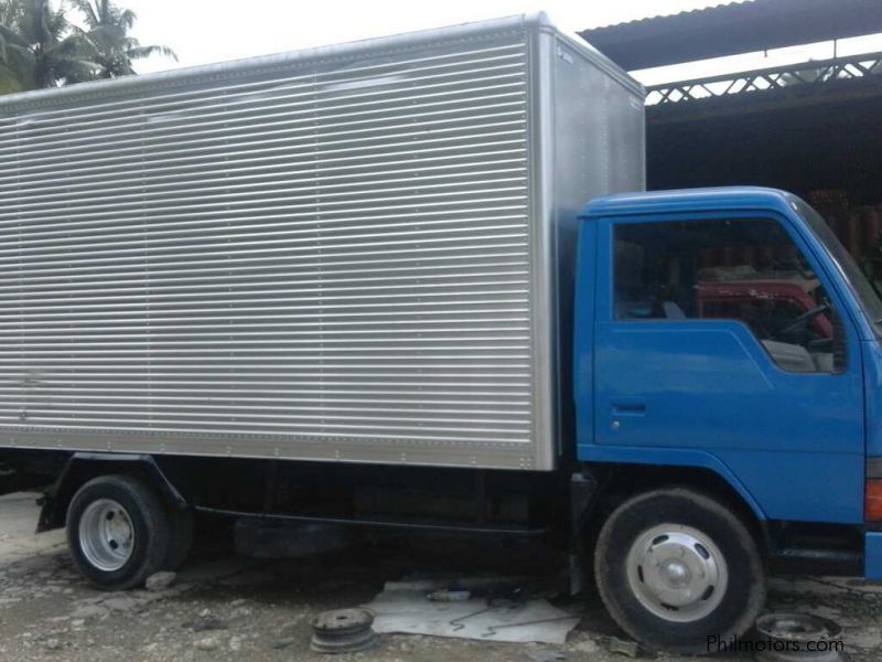 Mitsubishi Canter Aluminium Delivery Closed Van 4d32 Long in Philippines