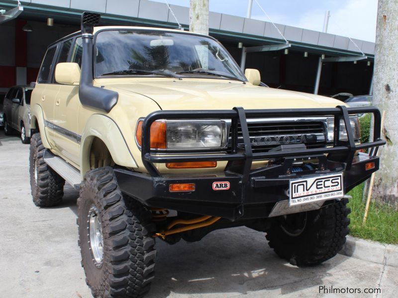 Toyota Land Cruiser in Philippines