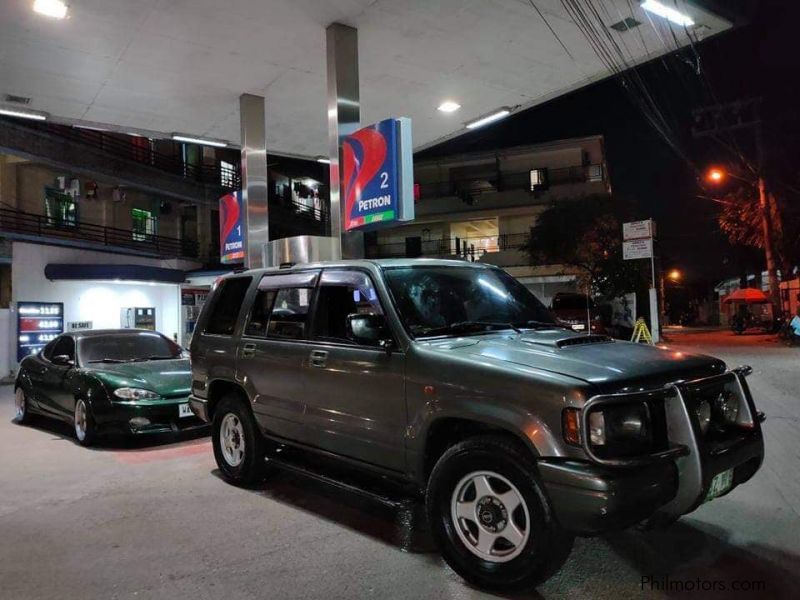 Isuzu trooper LS in Philippines