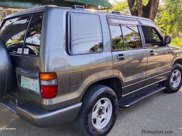 Isuzu trooper LS in Philippines