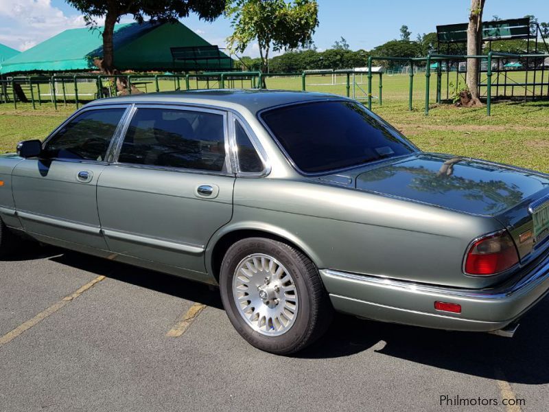 Jaguar XJ6 VANDEN PLAS in Philippines