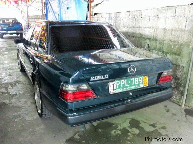Mercedes-Benz 200 D in Philippines
