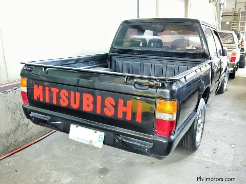 Mitsubishi L 2 in Philippines