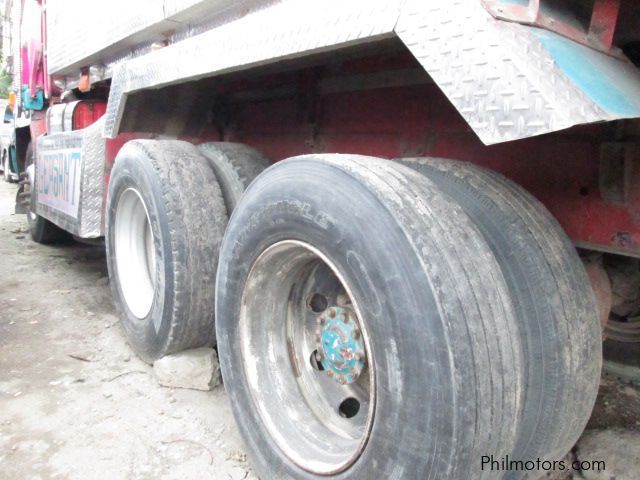 Isuzu dump truck in Philippines