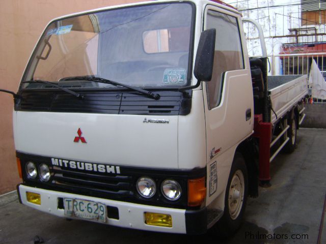 Mitsubishi DROPSIDE W/ BOOM in Philippines