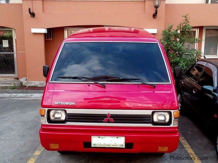 Mitsubishi L300 Versa Van in Philippines