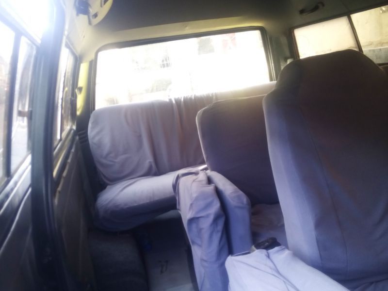 Mitsubishi L300 in Philippines