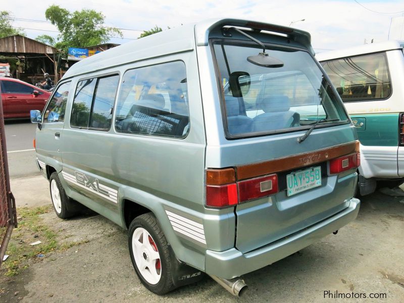 toyota lite ace 
