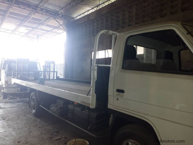 Isuzu Elf Self Loader Towing Long 4HF1 Newly painted in Philippines