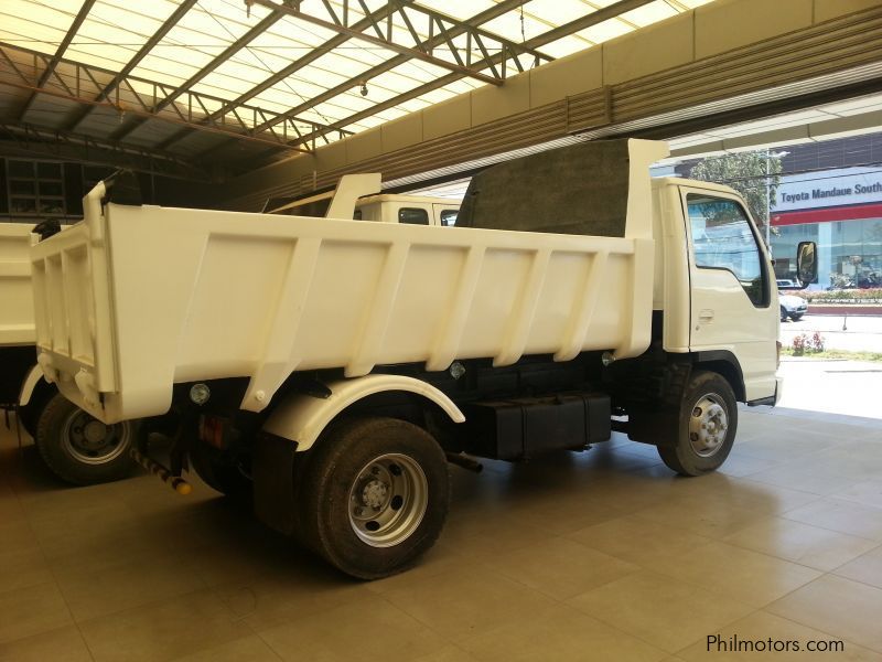 Isuzu Mini Dump truck in Philippines