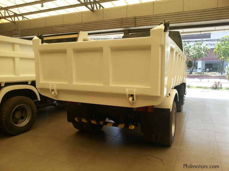 Isuzu Mini Dump truck in Philippines