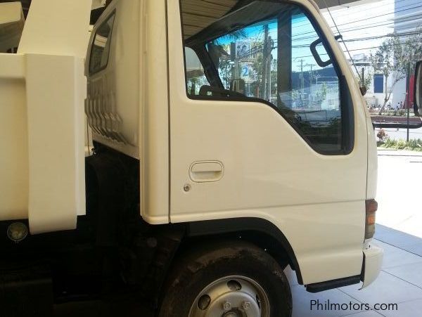 Isuzu Mini Dump truck in Philippines