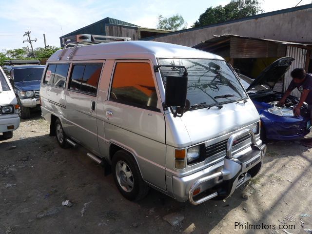 mitsubishi l300 versa van for sale