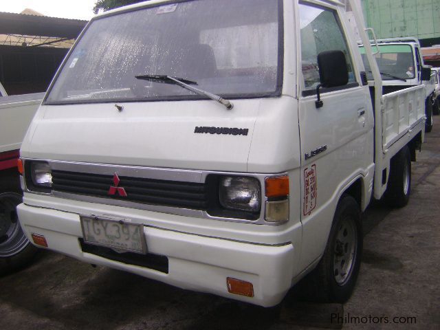 Mitsubishi dropside body in Philippines