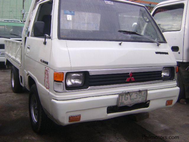 Mitsubishi dropside body in Philippines