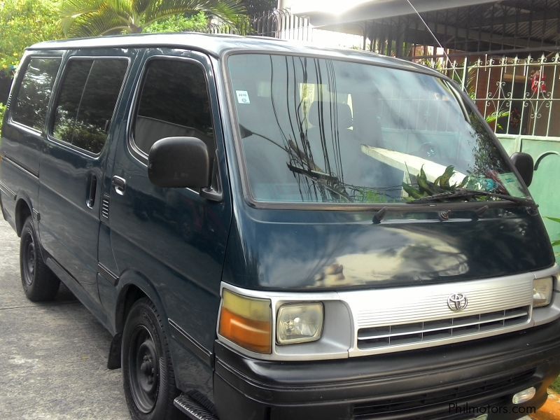Toyota Hi ace commuter in Philippines
