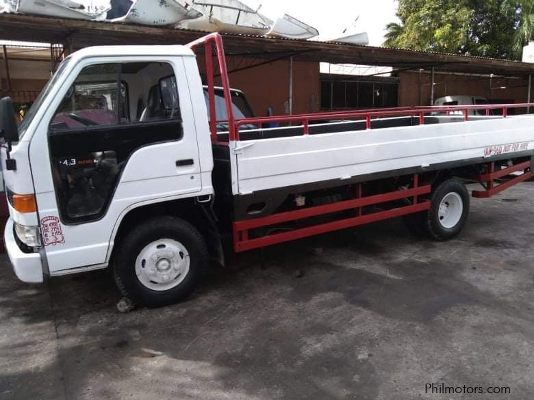 Isuzu Dropside 14 ft in Philippines