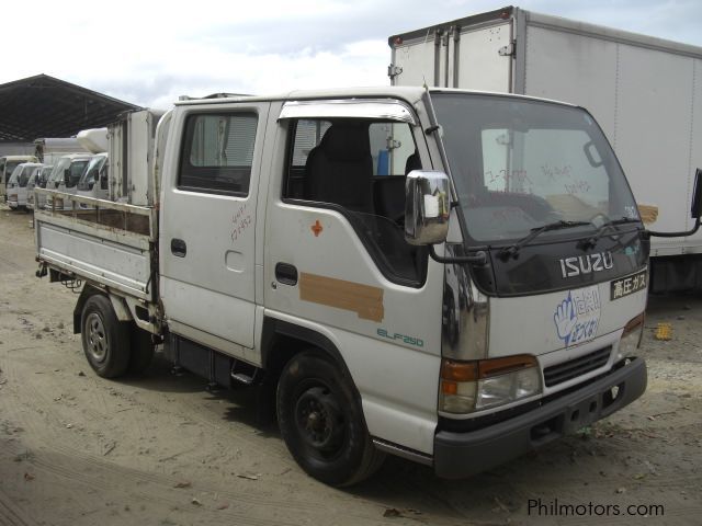 Isuzu ELF DOUBLE CAB in Philippines