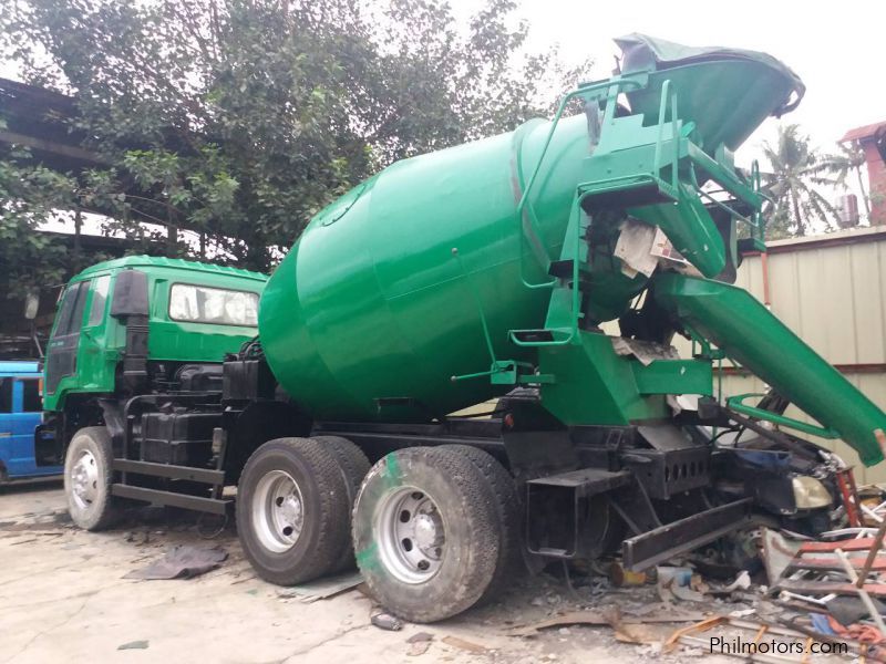 Used Isuzu Giga CXZ71J Transit Cement Mixer 10PD1 1997 Giga CXZ71J